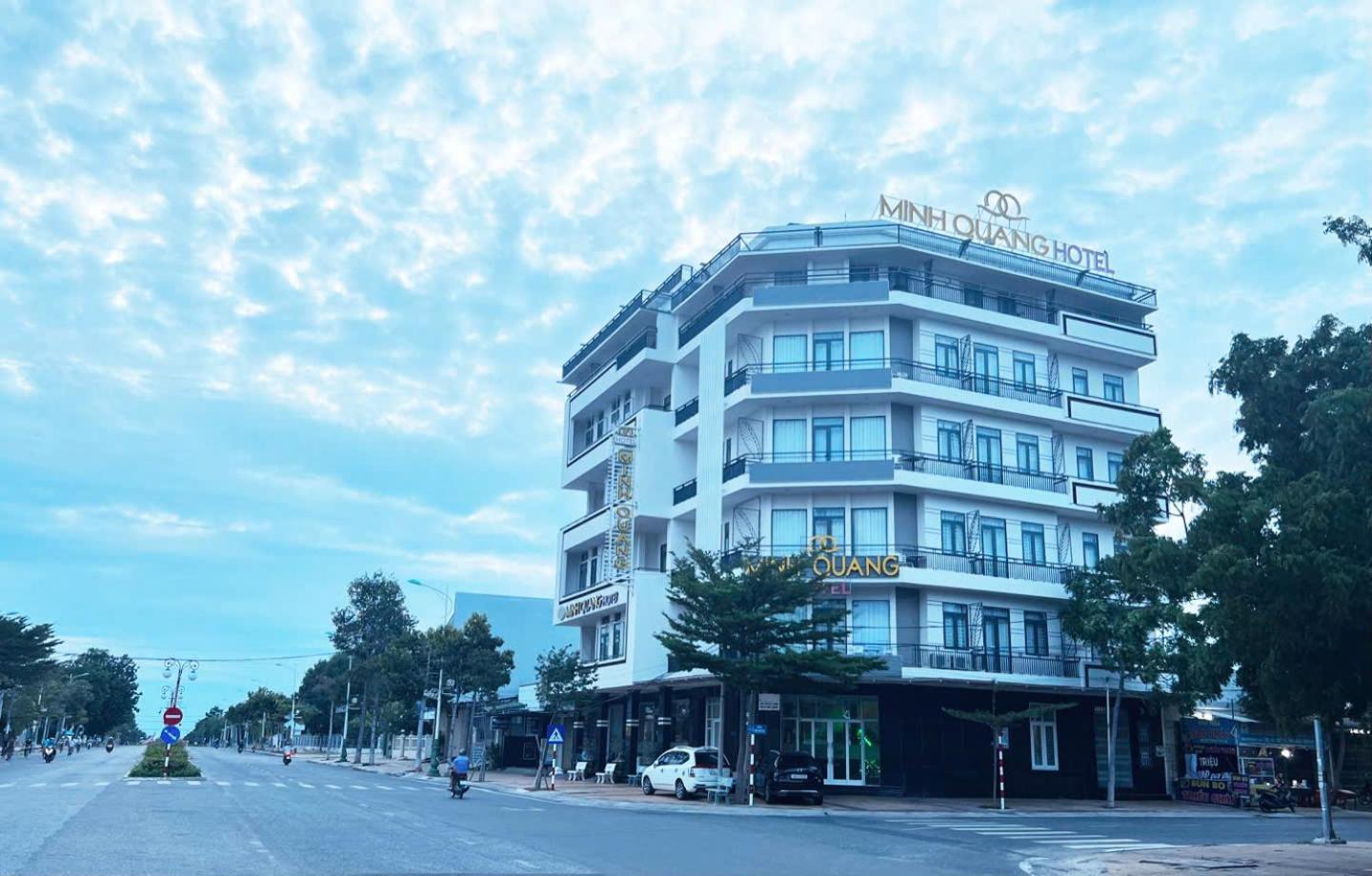Khach San Minh Quang Hotel Phan Rang Eksteriør billede