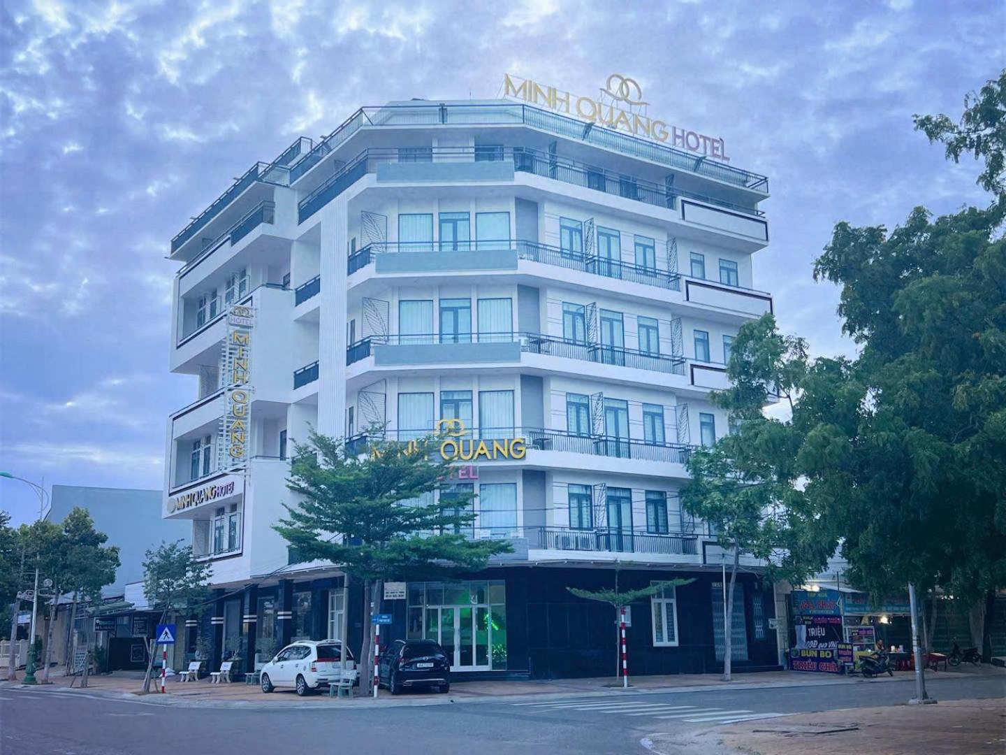 Khach San Minh Quang Hotel Phan Rang Eksteriør billede